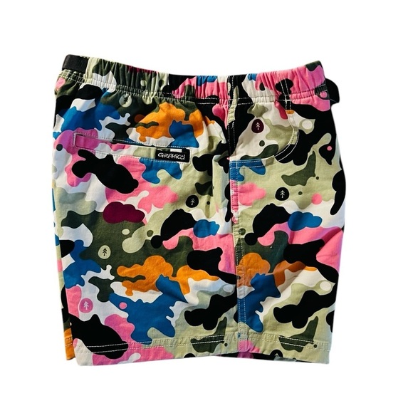 GRAMICCI WOMEN’S MULTI COLOR CAMO SHORTS SIZE SMALL NWT - Picture 8 of 15